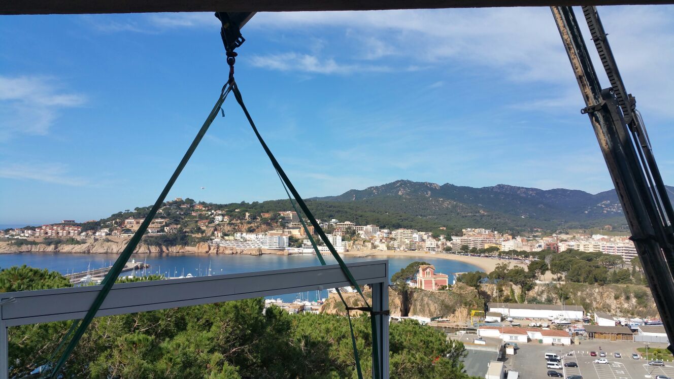 Grúas y Plataformas